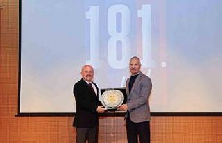 Vali Varol, güvenli sürüş eğitim seminerine katıldı