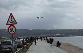 Van’da sıcak havayı fırsat bilen vatandaşlar...