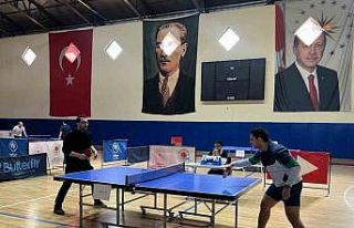 Vezirköprü’de sağlık çalışanları masa tenisi...