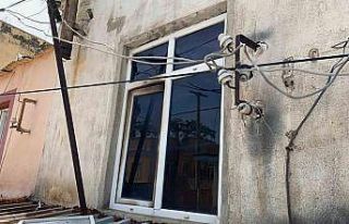 Yaşlı adam odasında çıkan yangında hayatını...