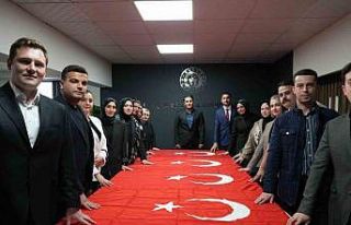 Yemin ederek görevlerine başladılar