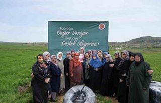 Yeniköylü çiftçilere sulama borusu dağıtıldı