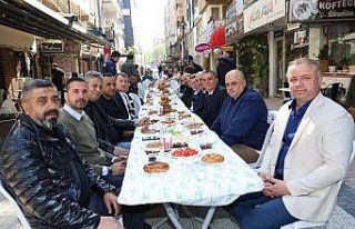 Yenilenen Sevgi Yolu esnafından Başkan Şimşek’e...