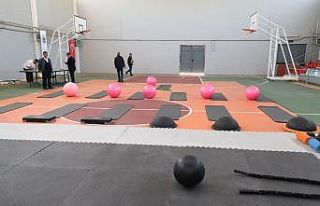 Yenilenen Tavşancıl Spor Salonu kapılarını açtı