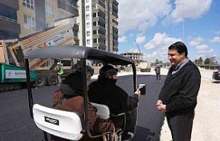 Yılmaz, asfalt çalışmalarını yerinde inceledi