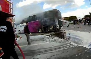 Yolcu otobüsünde çıkan yangın büyümeden söndürüldü