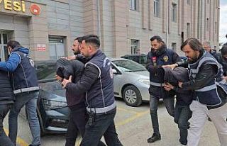 Yozgat’ta 53 düzensiz göçmen yakalandı