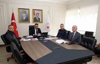 Zonguldak Valisi Bektaşoğlu güvenlik toplantısına...