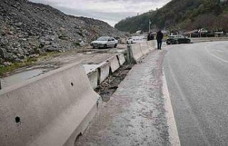 Zonguldak’ta kontrolden çıkan araç kaza yaptı