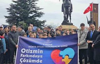 Zonguldak’ta otizm farkındalığı için gökyüzüne...