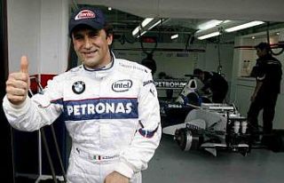 Eski Formula 1 sürücüsü Zanardi, hayatını kaybetti