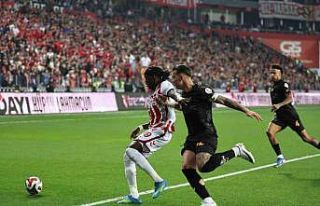 Galatasaray ligdeki 4. mağlubiyetini aldı