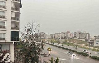 Gaziantep’te sağanak yağış ve dolu hayatı felç...