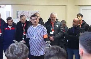 Şampiyonluk maçı öncesi takım kaptanından ağlatan...