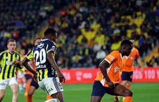 Trendyol Süper Lig: Fenerbahçe: 3 - RAMS Başakşehir:...
