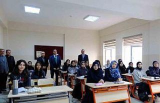 Mezun olduğu okula yıllar sonra rektör olarak döndü