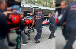 Muğla’da servis minibüsü devrildi: 2’si ağır...