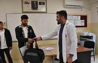 Şahinbey Belediyesi’nden 101 bin Mehmetçiğe asker...