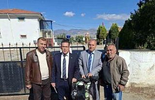 Sarıgöl’de okula spor malzemesi desteği