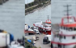Trabzon açıklarındaki balıkçı teknesinde iş...