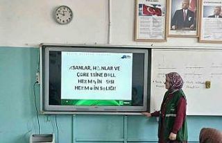 Yeşilay Kars Şubesi’nden öğrencilere sağlıklı...