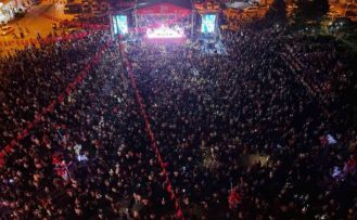 Türk Halk Müziği sanatçıları, Zafer Bayramı’na özel konserde sahne aldı