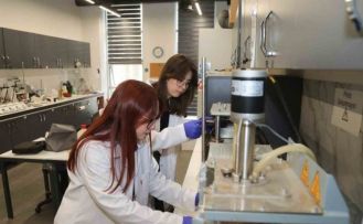 BTÜ öğrencileri TUSAŞ uçakları için üretiyor