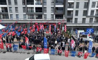 Bursa’da dayanışmanın sofrası büyüyor