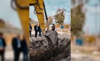 Kahramanmaraş’ta kepçeyle mozaik arandı