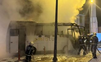 Servis şoförünün dikkati faciayı önledi, işçiler saniyelerle yanmaktan kurtuldu