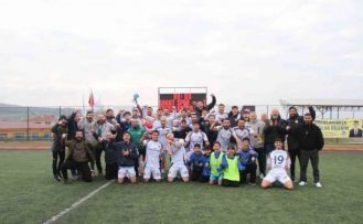 Söğütspor evinde lideri devirdi