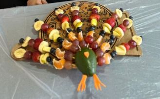 Tavşanlı’da minik ellerden sanat eseri meyve tabakları