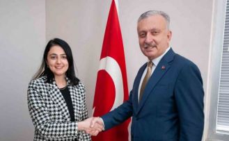 Doç. Dr. Manga, Sosyal Bilimler Enstitüsü Müdürü oldu