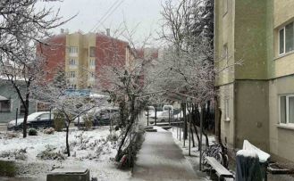 Eskişehir’de sabah saatlerinde kar yağışı etkili oldu