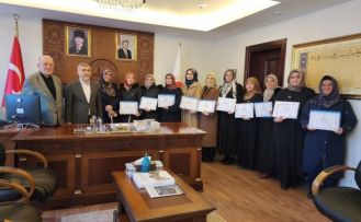 Kadın Kur’an kursu öğreticilerine yönelik Talim ve Tashih-i Huruf Kursu tamamlandı