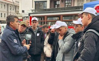 6 Şubat depremlerinde hayatını kaybedenler Uşak’ta dualarla anıldı