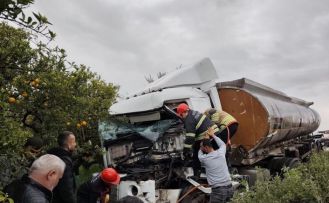 Erzin’de tanker narenciye bahçesine uçtu