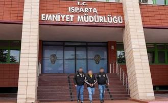 Isparta’da 24 yıl 11 ay hapis cezası bulunan firari yakalandı
