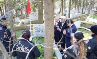 Kırklareli’nde şehit polis İbrahim Çınar kabri başında anıldı