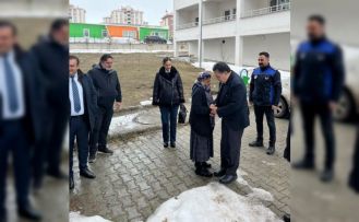 Başkan Demir, huzurevini ziyaret etti
