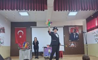 Çıldırlı çocuklara siharbaz sürprizi