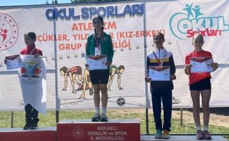 Sakaryalı atletler Bursa ve Kocaeli’den derecelerle döndü