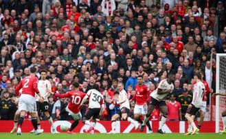 Dev maçta Manchester United, evinde Liverpool’u yendi