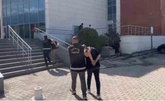 Çaldıkları motosiklete sahte plaka takan hırsızlık şüphelisi 2 şahıs yakalandı