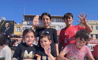 Filistinli çocuklar için resim çizdiler