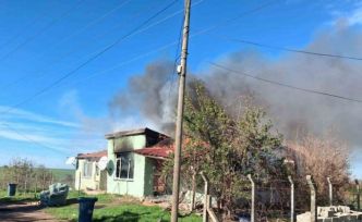 Babaeski’de tek katlı evde yangın