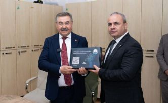 Başkanı Odabaşı, Öğretmenler Günü’nde eğitim camiasıyla buluştu