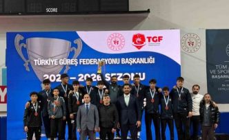 Çorumlu güreşçiler Ankara’dan üçüncülükle döndü
