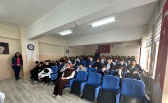 Liselilere akran zorbalığı semineri
