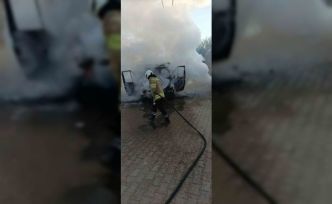 Mardin’de kamyonette çıkan yangın söndürüldü